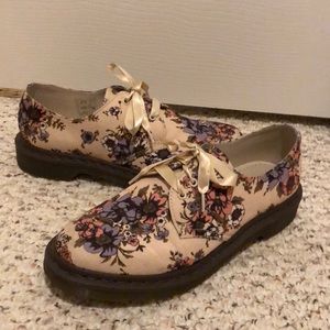Dr Martens cream floral 1461 shoes size 8